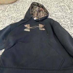 Camo Under Armour size medium